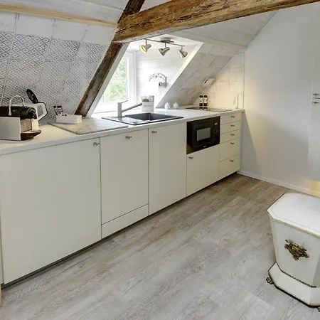 Apartment Fewo1846 - Flensburger Moewe - Stilvolle Mit 2 Schlafzimmern In Historischem Gebaeude