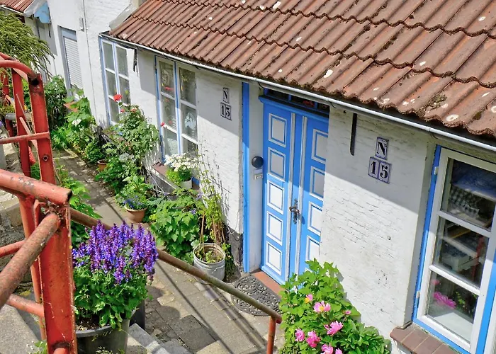 Apartament Fewo1846 - Flensburger Moewe - Stilvolle Mit 2 Schlafzimmern In Historischem Gebaeude